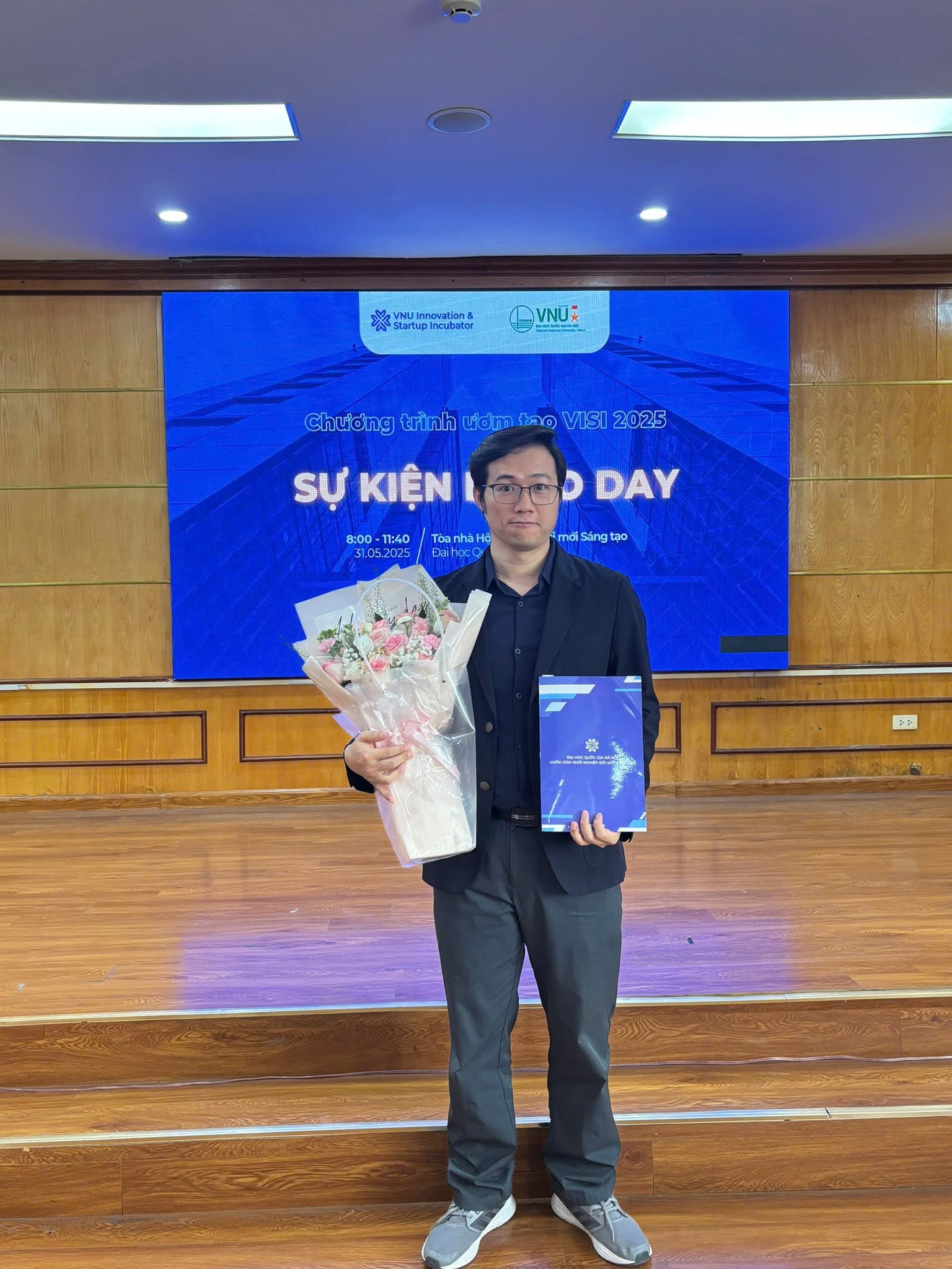 2025年5月31日のVISI Demo Dayに参加したDIONの代表。
